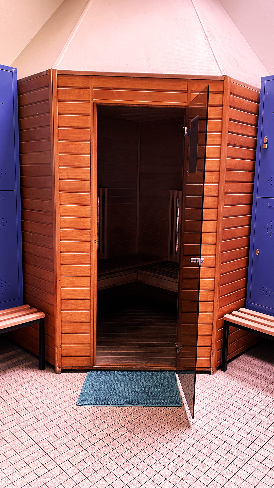 Cabine de sauna ouverte